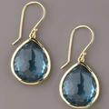 Gotas de cristal azul retro de Vega Madrid, detalles brillantes y forma clásica en imagen nítida sobre fondo neutro.