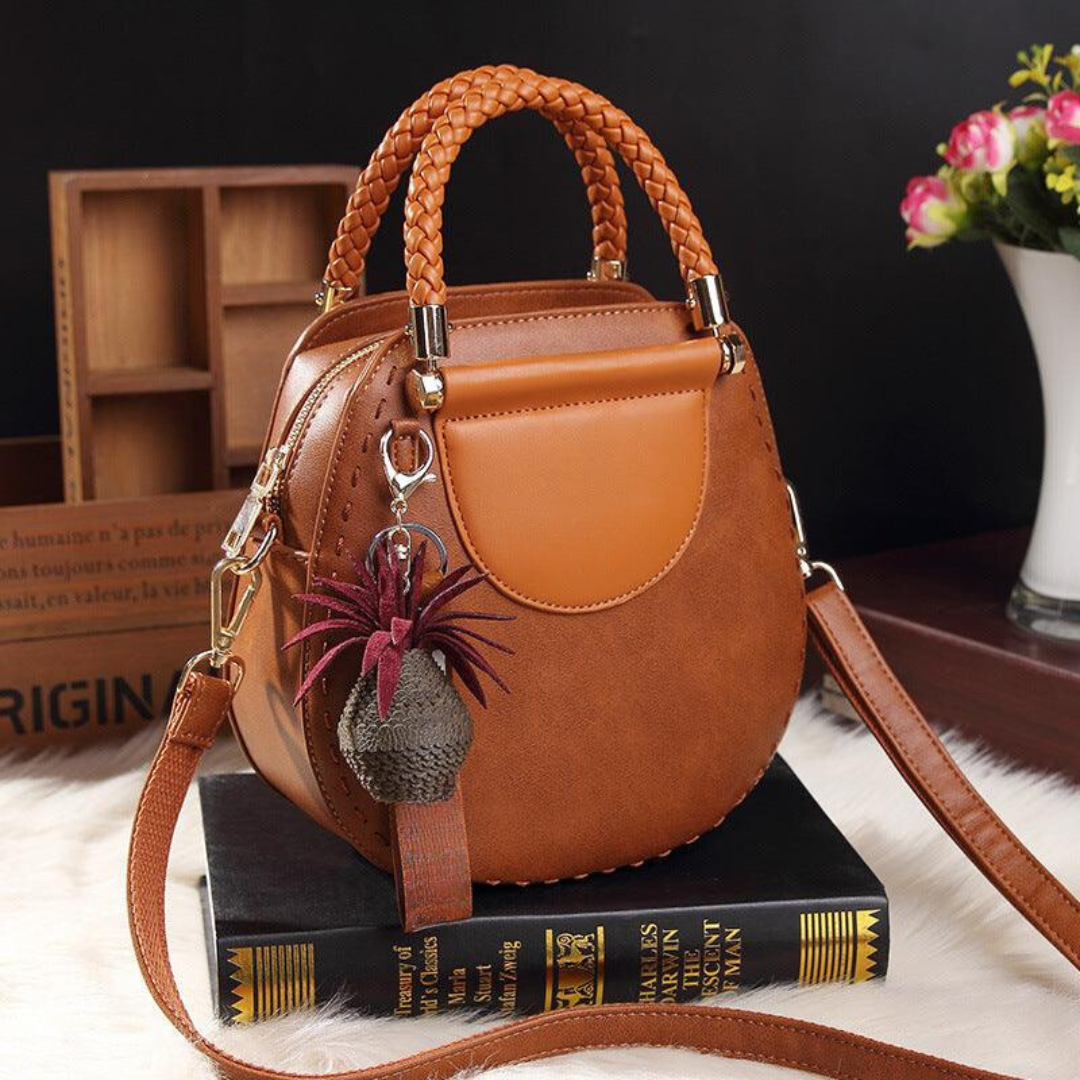 Bolso tote de piel Bianca de Vega Madrid, con diseño versátil y elegante, en color neutro, para uso diario y ocasiones especiales.