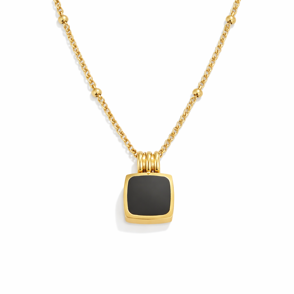 Collar con Colgante Negro
