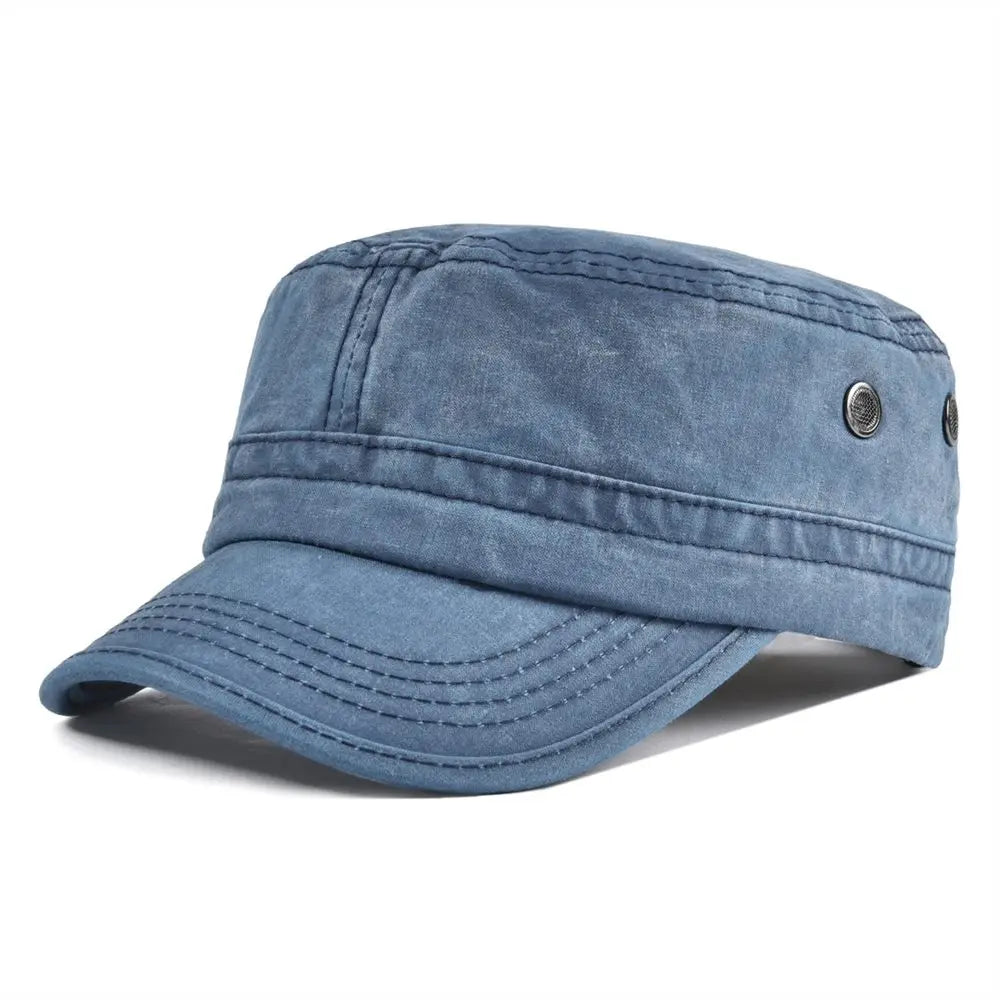 Gorra vintage resistente Diego de Vega Madrid, estilo clásico y duradero, con diseño en tonos oscuros y logo en la parte frontal.