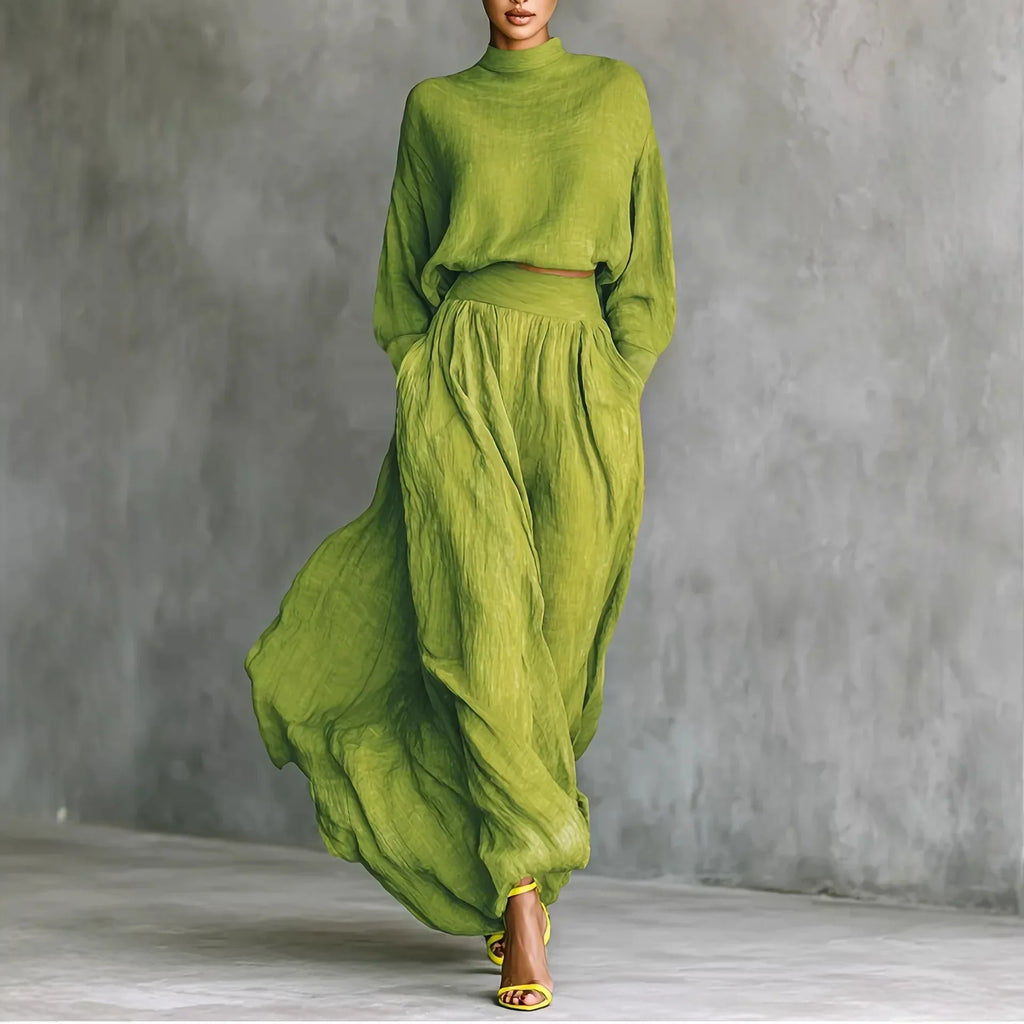 Conjunto Oasis Verde Helena de Vega Madrid, ropa de mujer con top y pantalones en tono verde, estilo cómodo y moderno.