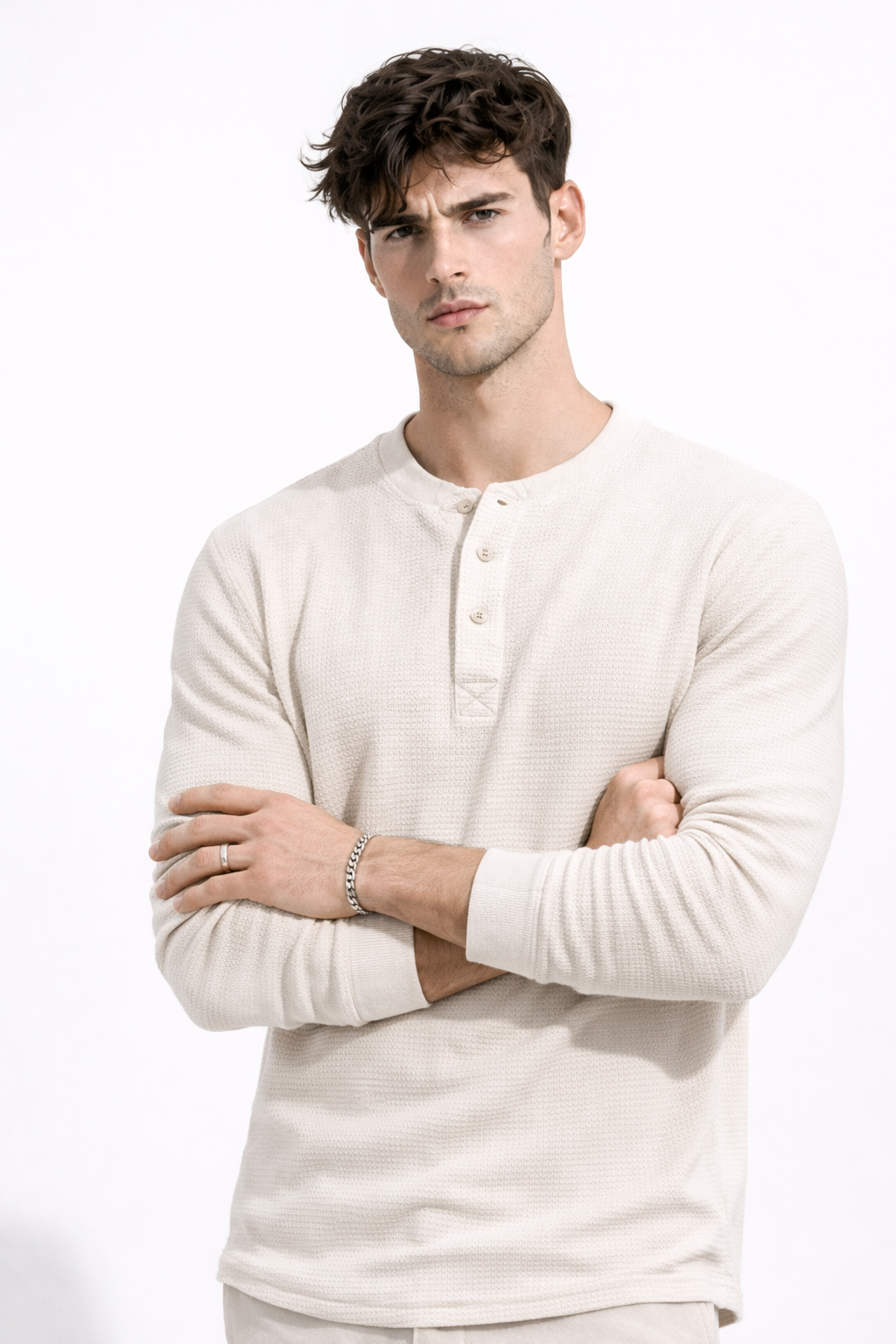Marco | Camiseta Henley Texturizada con Botones Frontales - Vega Madrid