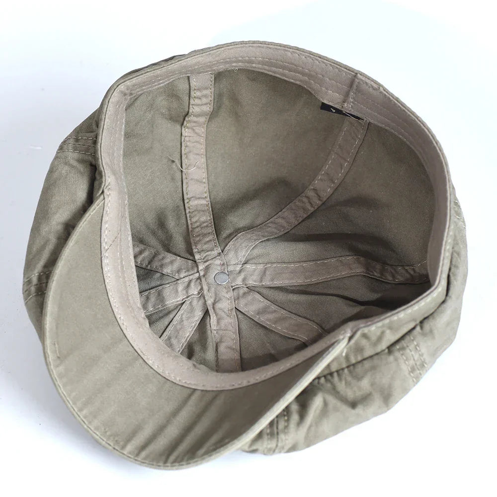 Gorra vintage de algodón Fabio de Vega Madrid, estilo clásico y cómodo, en color neutro, vista frontal sobre fondo blanco.