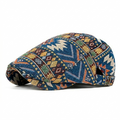Gorra retro ajustable Vega Madrid en colores vibrantes, diseñada para un estilo clásico y cómodo.