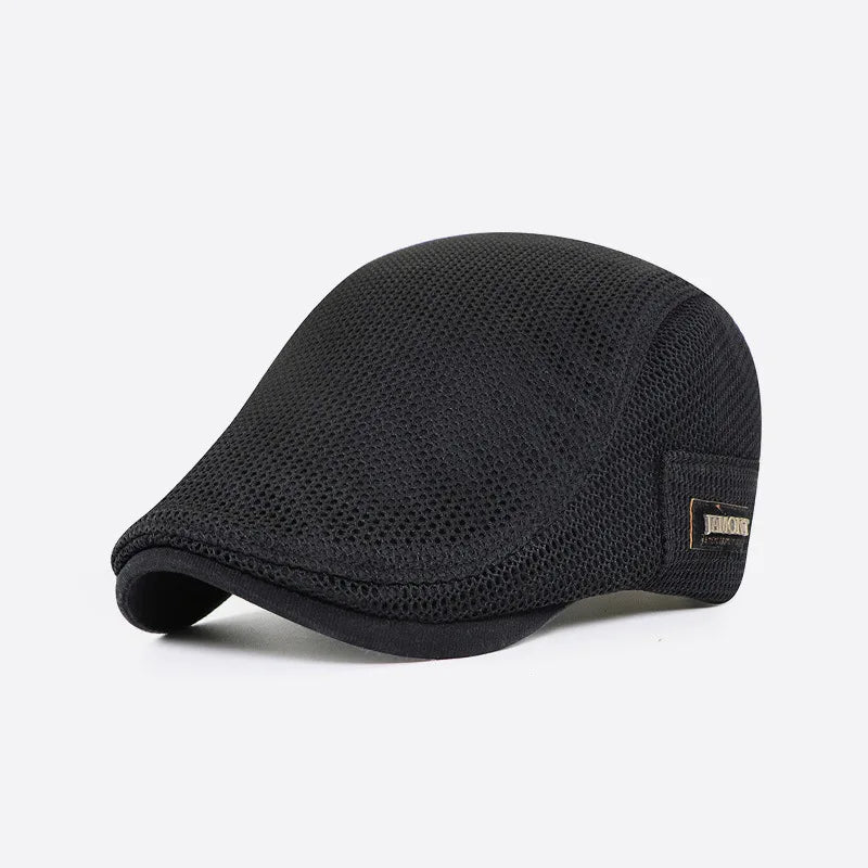 Gorra transpirable Vega Madrid Gael en color oscuro, con diseño ligero y cómodo para uso diario.