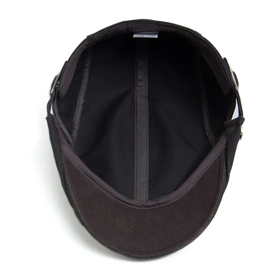 Gorra vintage Bruno de Vega Madrid con lazo decorativo, en estilo clásico y elegante, para un look sofisticado.
