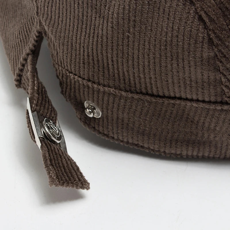 Gorra de pana para hombre Vega Madrid llamada Pablo, con diseño clásico y visera en color neutro.