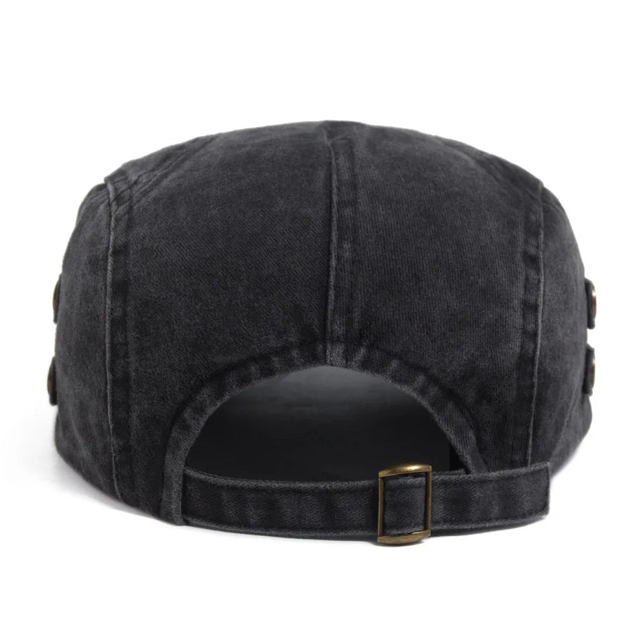 Gorra vintage Heritage Thiago de Vega Madrid, diseño clásico con estilo retro, en colores neutros y detalles de alta calidad.