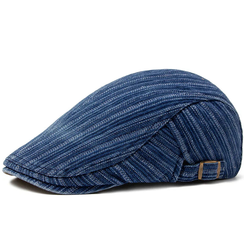 Gorra elegante para hombre Daniel de Vega Madrid, diseño clásico y sofisticado en color oscuro, vista frontal.