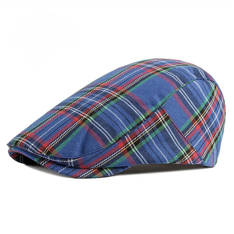 Gorra clásica de colores Mauro de Vega Madrid, visera curva y diseño vibrante en tela de algodón.