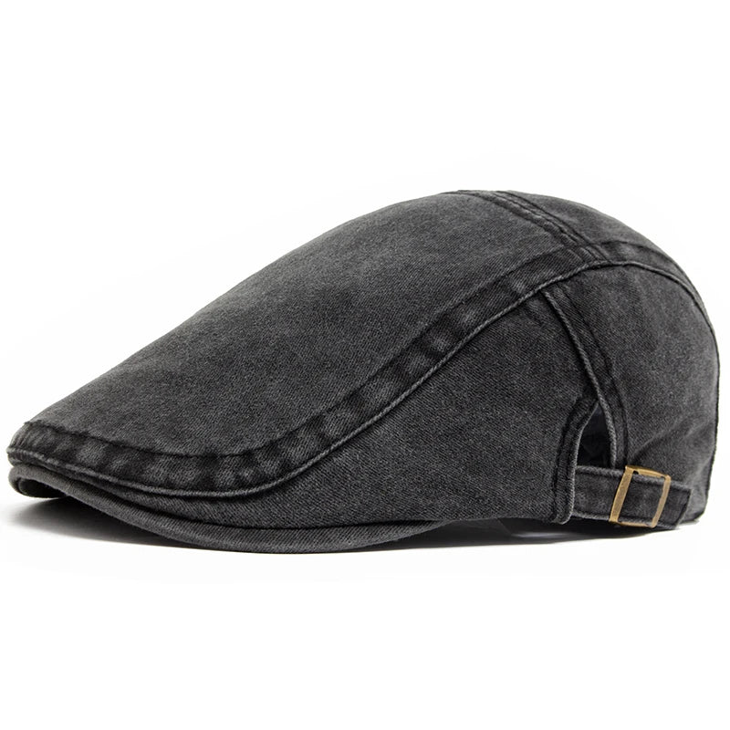 Gorra vintage Lorenzo de Vega Madrid, con diseño clásico y estilo retro, en colores neutros y material de tela suave.