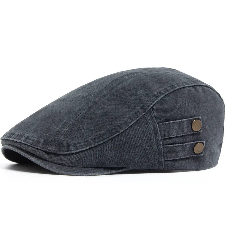 Gorra vintage heritage Thiago de Vega Madrid, estilo clásico, en color oscuro con detalles en la parte frontal.