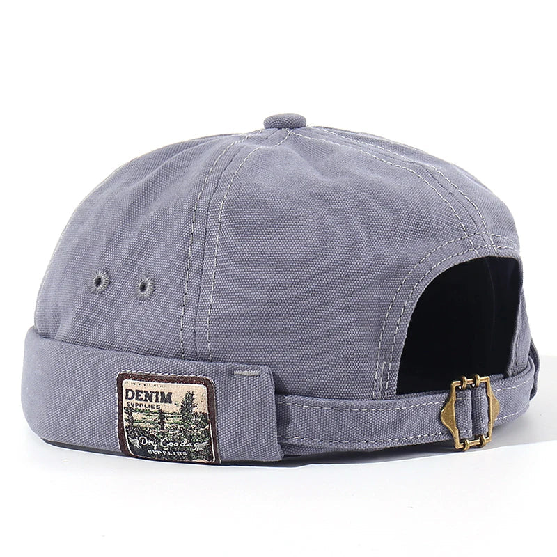 Gorra Docker vintage Vega Madrid Iker, estilo clásico y retro, en color neutro, vista frontal con detalles en la tela.