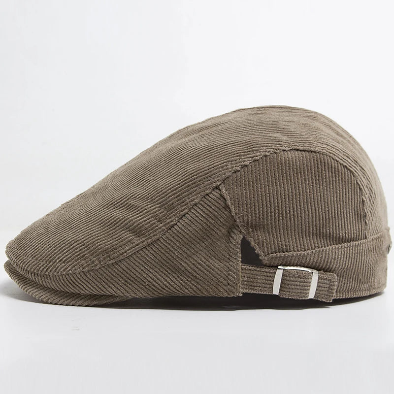 Gorra de pana para hombre Vega Madrid, estilo clásico, en color marrón, con visera curva y diseño ajustable.