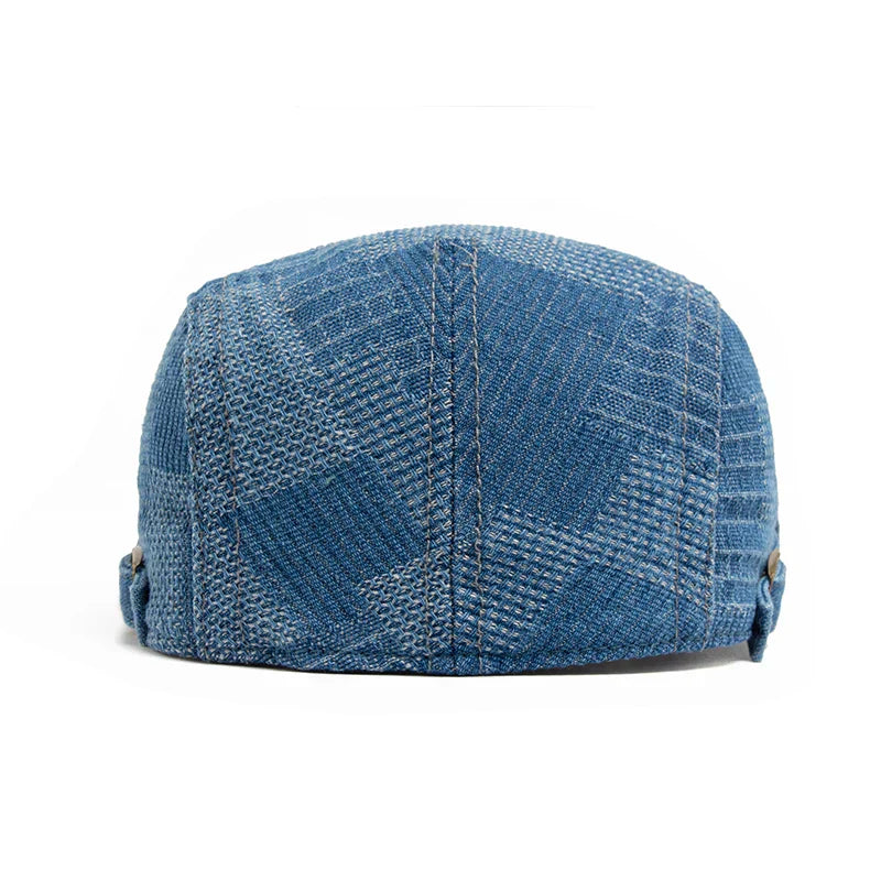 Gorra Capri de mezclilla Nico de Vega Madrid, estilo casual con diseño en denim y logotipo en la parte frontal.