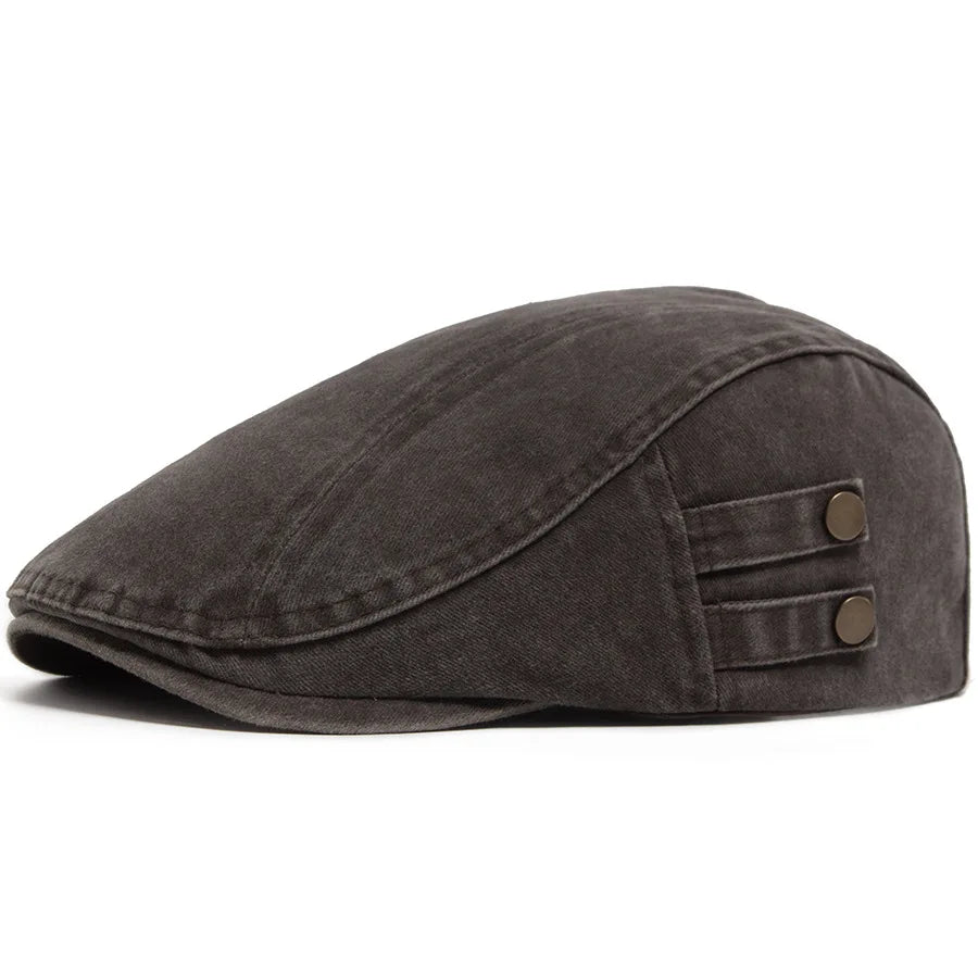 Gorra vintage Vega Madrid Thiago, estilo herencia, en color oscuro, con diseño clásico y detalles en la parte frontal.