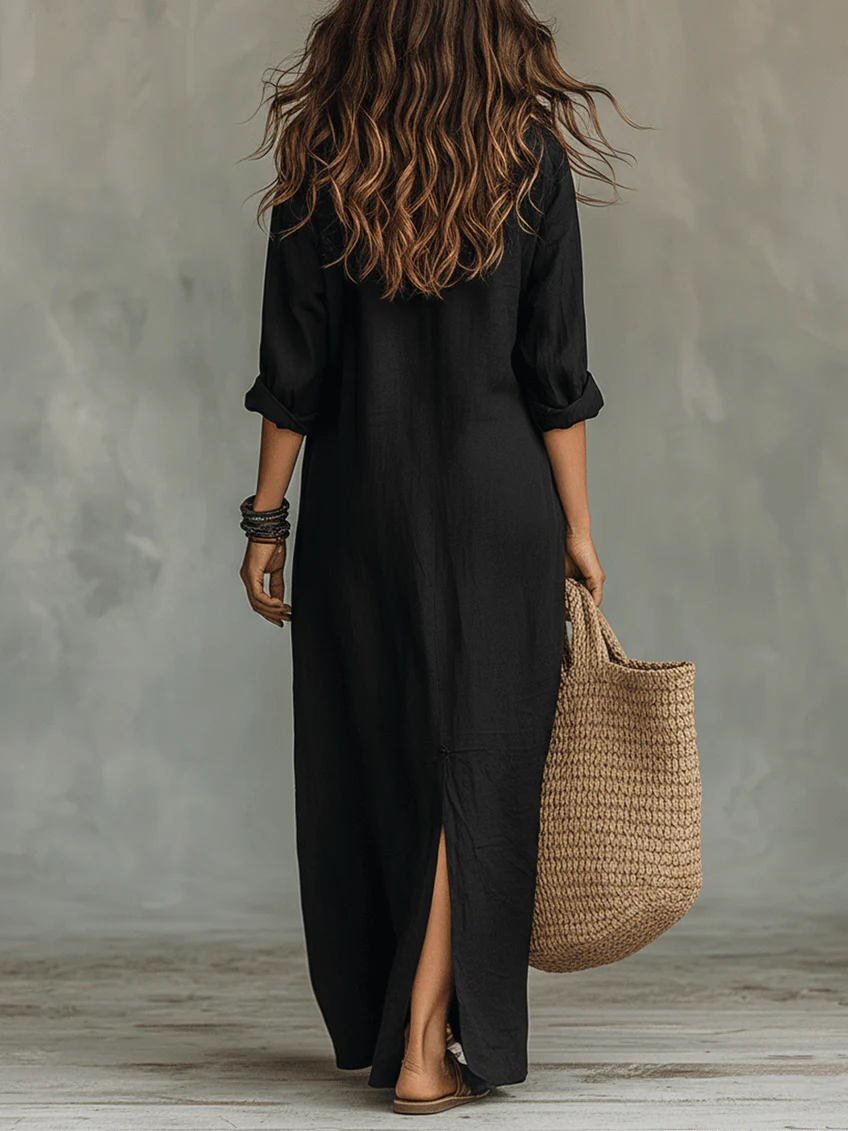 Vestido Tulum de Vega Madrid en color beige, con estilo relajado y corte ligero, ideal para verano y días soleados.