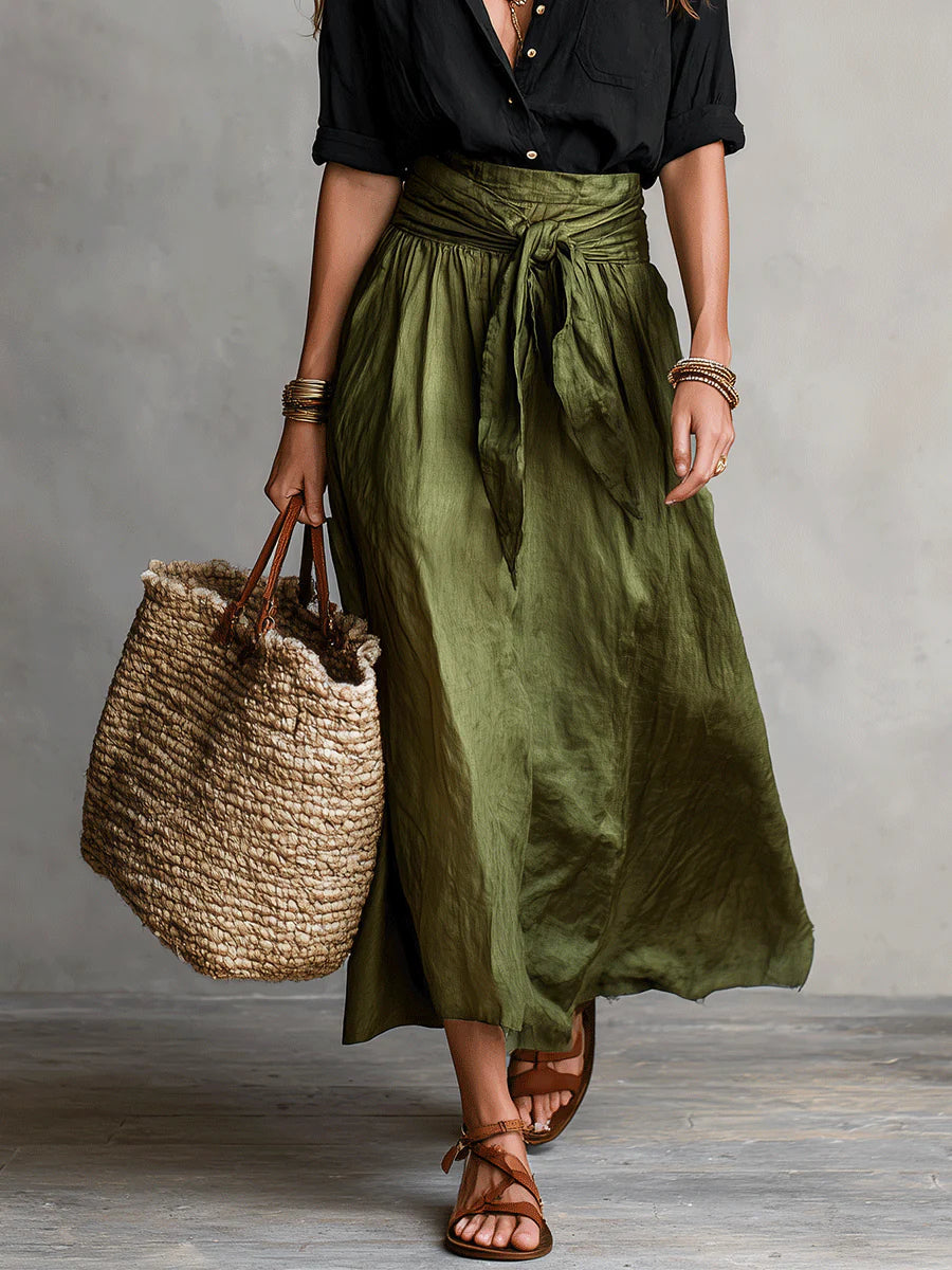 Conjunto de dos piezas Natalia de Vega Madrid, ropa moderna y elegante para mujer, en tonos suaves y diseño contemporáneo.