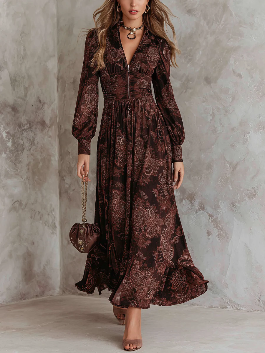 Vestido Versailles Nadia de Vega Madrid, diseño elegante en tonos neutros, con detalles sofisticados y corte favorecedor.