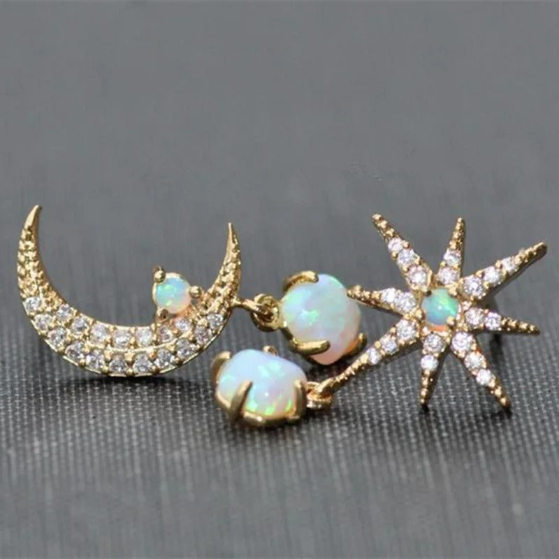 Pendientes de perla clásicos Star de Vega Madrid, diseño elegante con perlas blancas y detalles dorados.