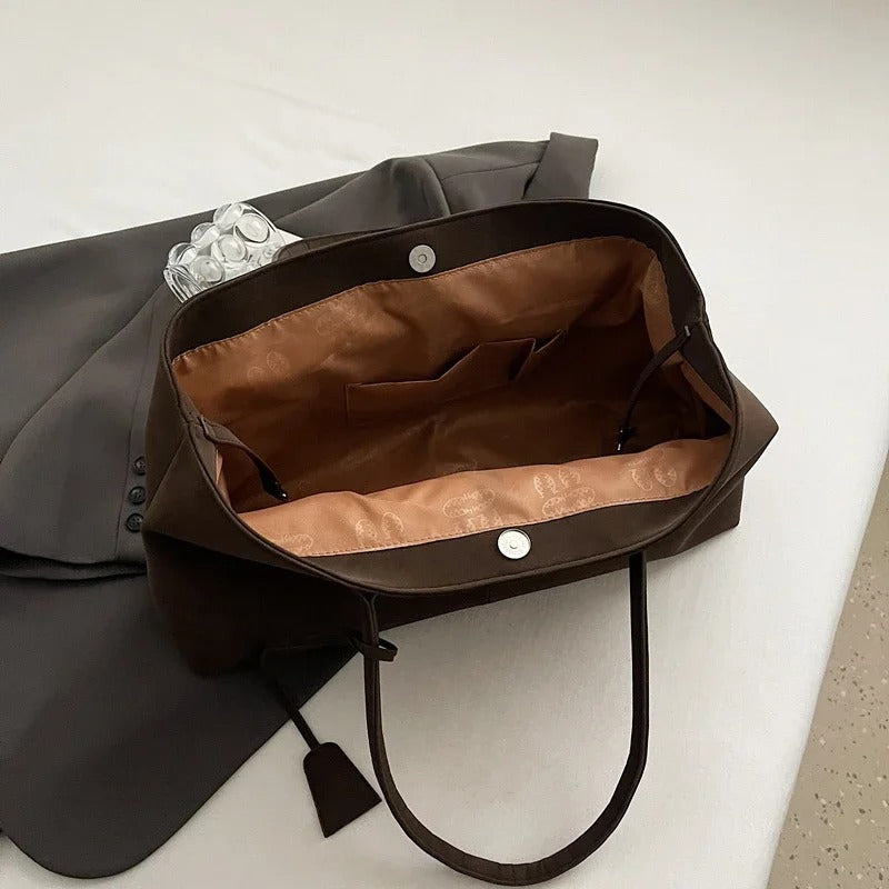 Kyadeeih | Bolso Tote con Estilo
