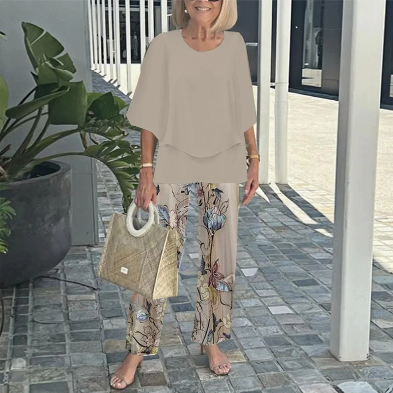 Conjunto Serena de Vega Madrid, vestido elegante con detalles en tonos suaves, estilo moderno y cómodo para mujer.